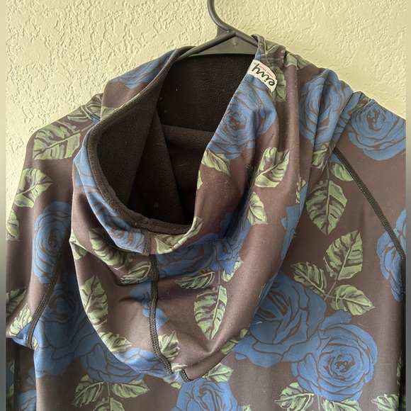 Eivy ice cold hood baselayer women’s size M - Picture 3 of 3